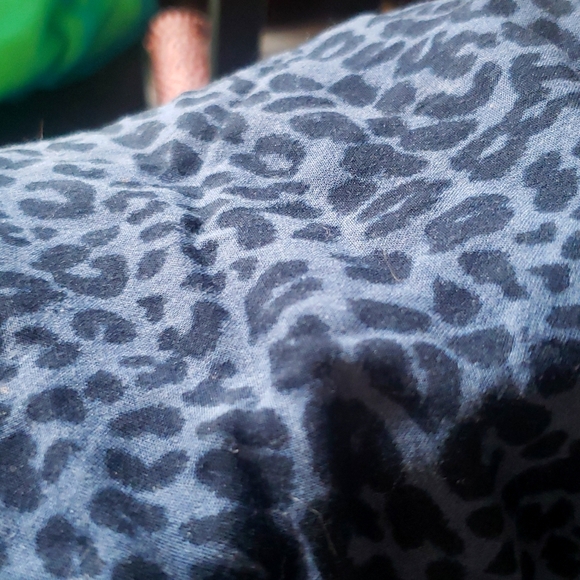 Torrid Blue Leopard Print Ruffle Dress with belt - Picture 3 of 3